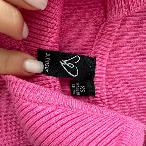 Like new - Windsor Perfectly Stylish Sleeveless Midi Sweater Dress XS - Picture 3 of 6